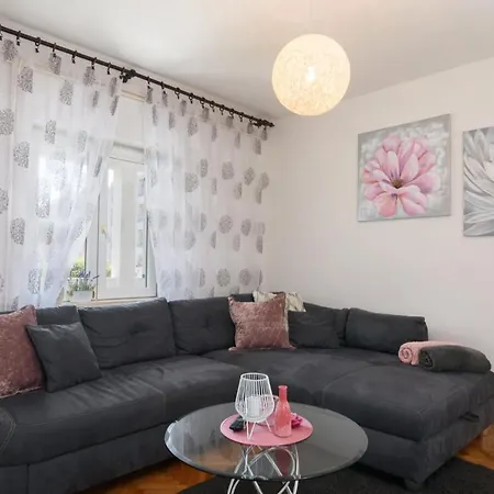 Apartment Apartman Dino&dario Trogir